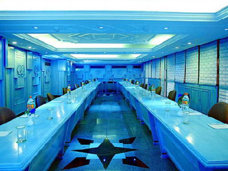 Kc Cross Road Hotel Panchkula Luaran gambar