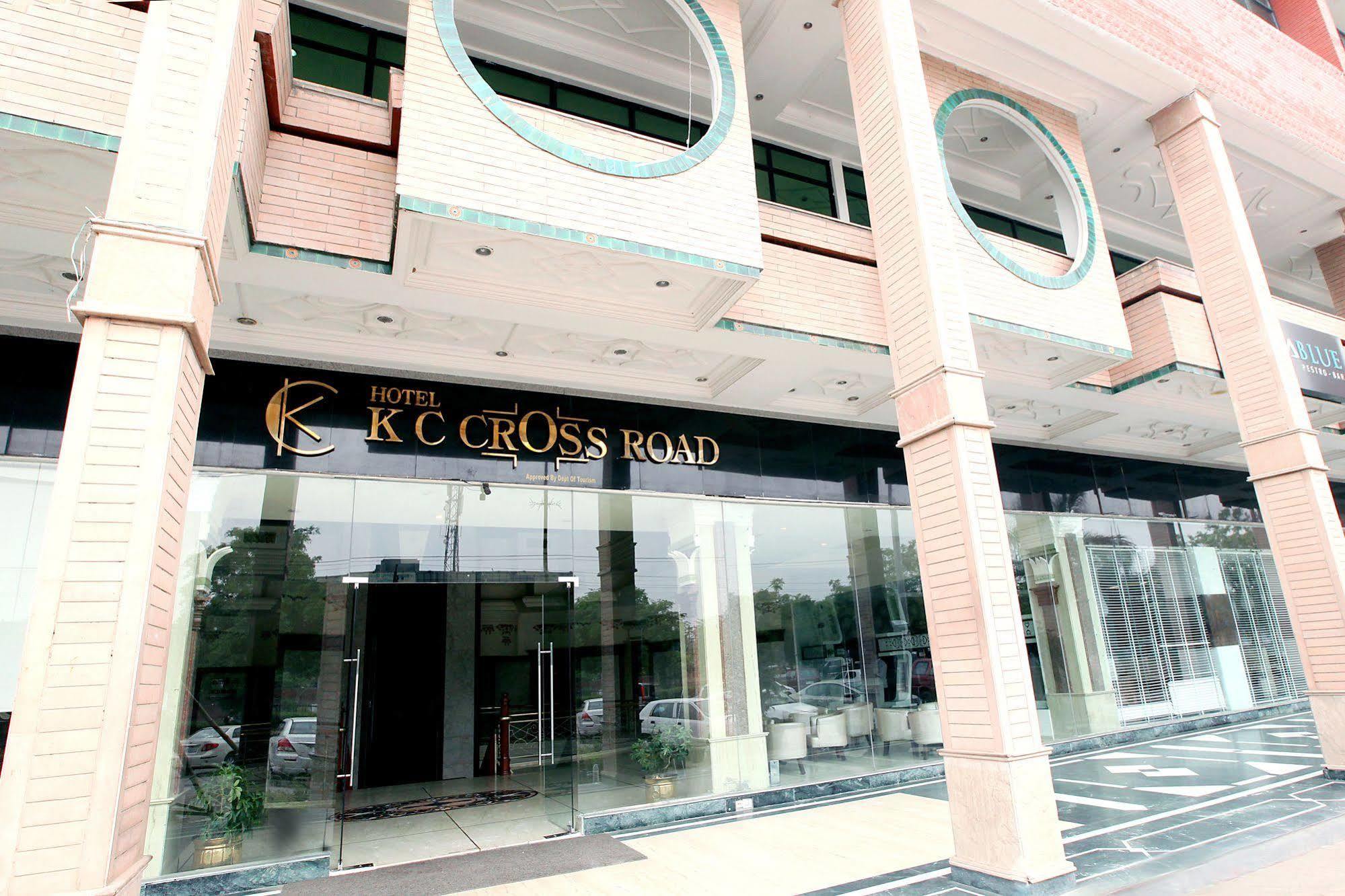 Kc Cross Road Hotel Panchkula Luaran gambar